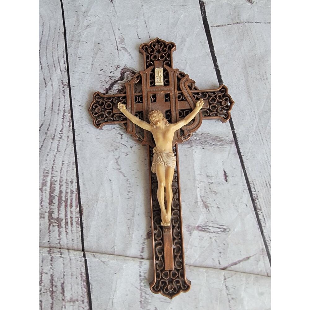 Vintage Plastic 8in Ornate Wall Crucifix Consolidated Molded Products USA
